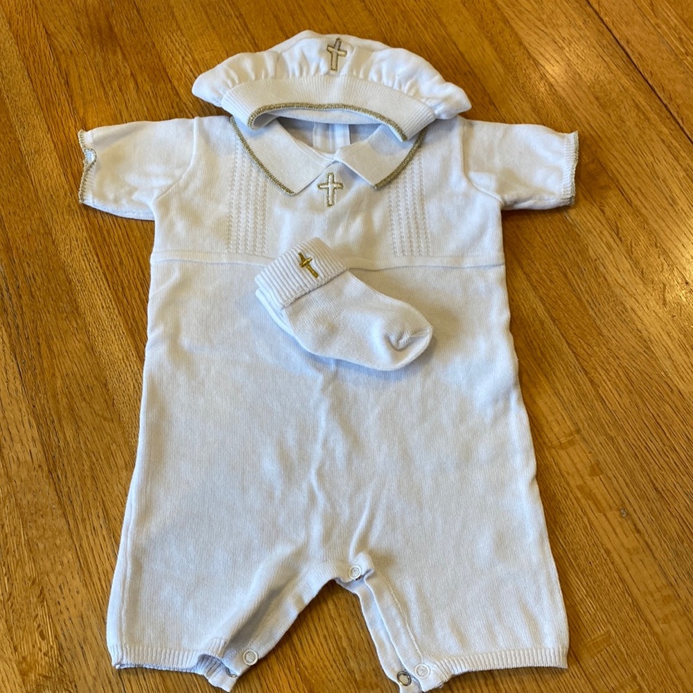 Hapiu boys christening outfit, 0-3 months , worn for an hour !